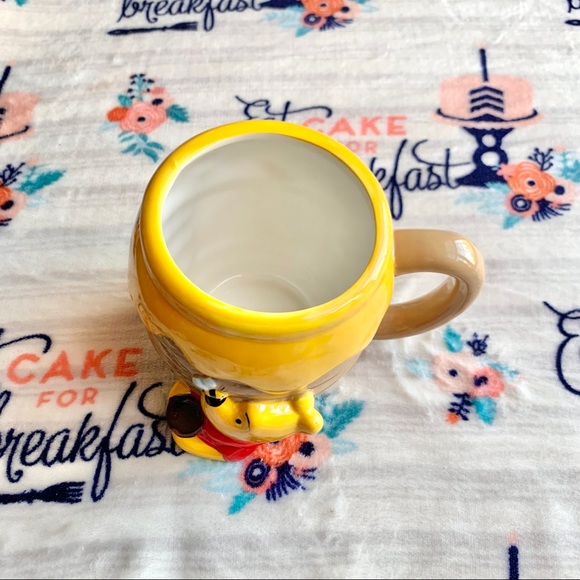 🍯 Disney Pooh Beehive Hunny Mug 🍯 - Picture 4 of 5
